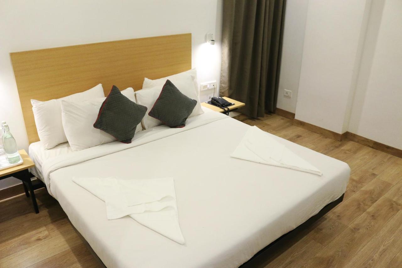 Sm Hives Hotel Bhuvanesvar Kültér fotó